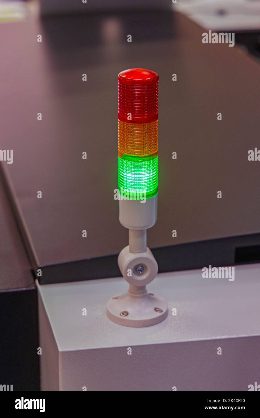 Grünes Signal bei der Produktionsfabrik für Turmlichtmaschinen Stockfoto