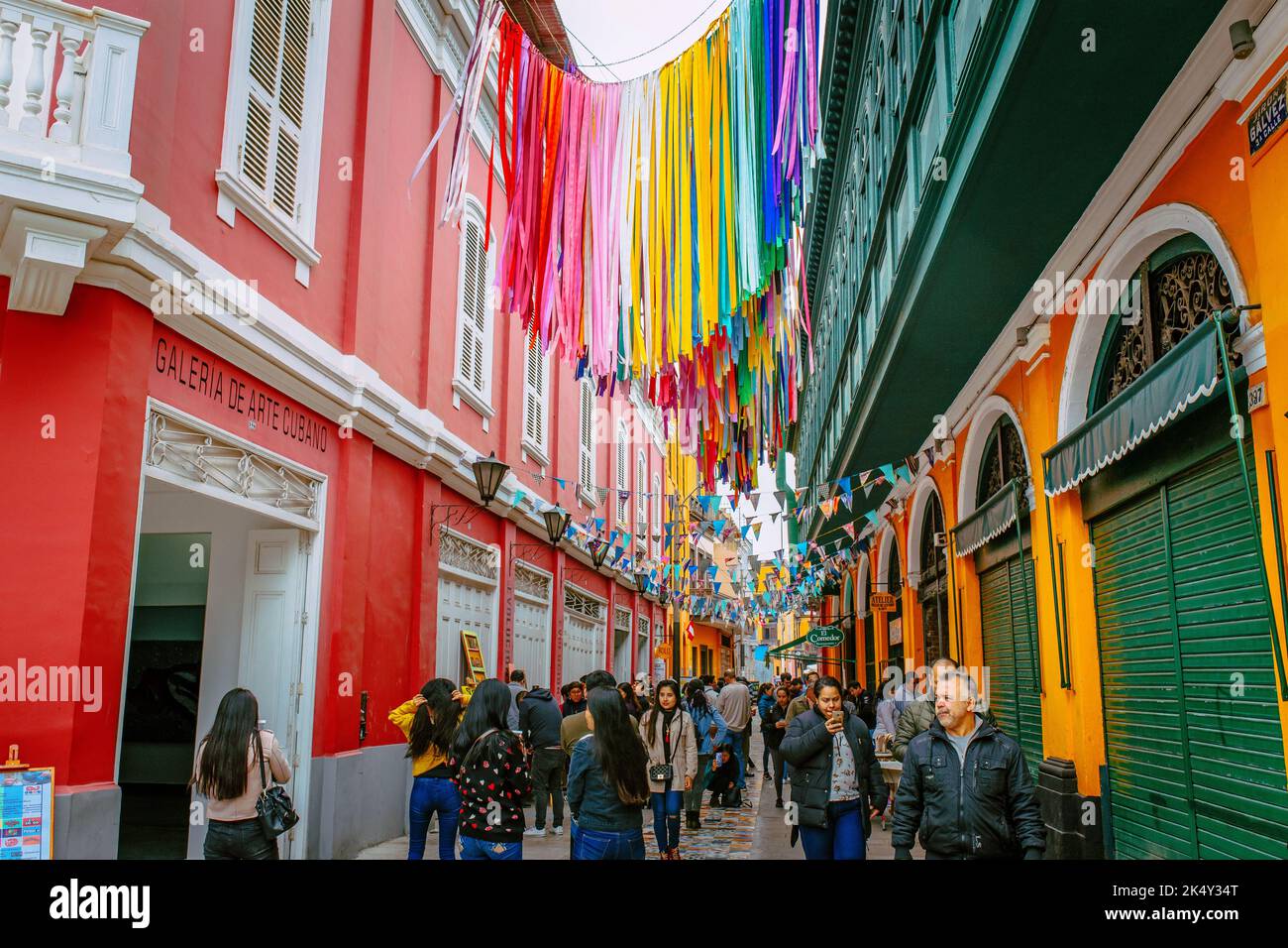 MONUMENTAL CALLAO - URBANE KUNST UND GESCHICHTE. Monumental Callao ist eines der neuen Modeviertel in der Nähe von Lima. Callao, Lima, Peru. Stockfoto