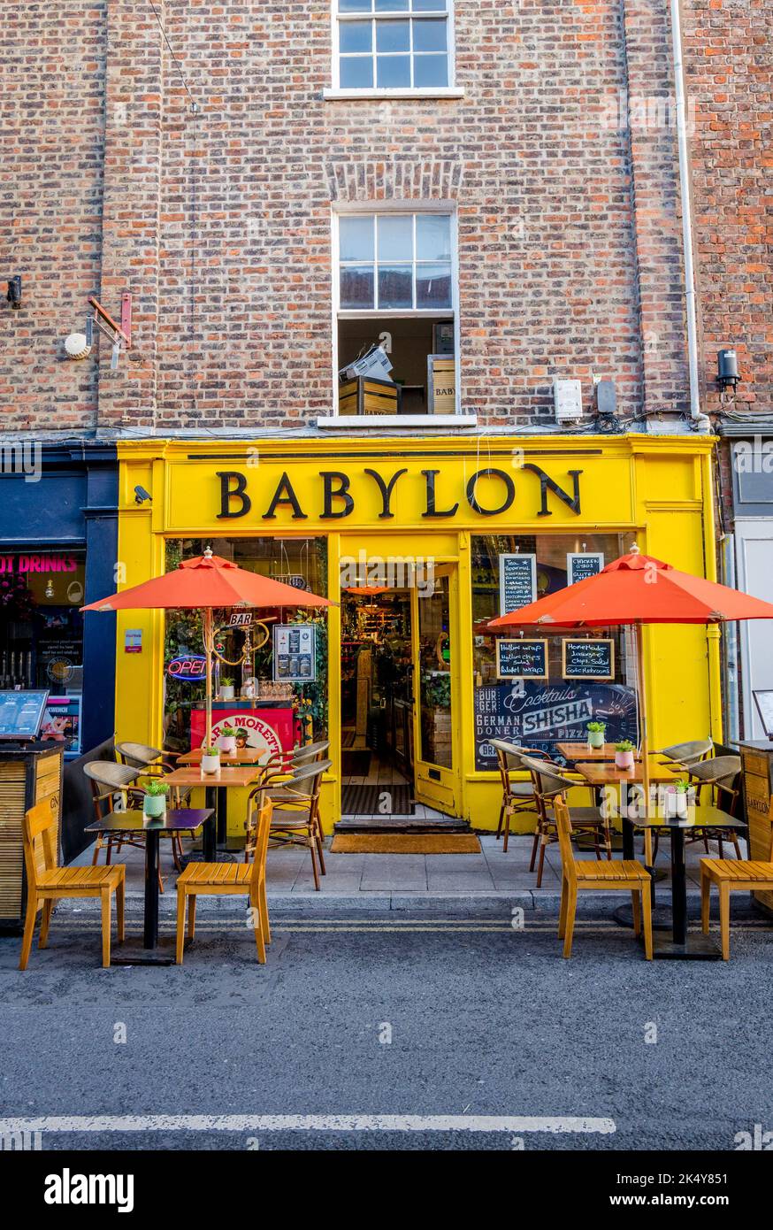 Das Babylon Restaurant bietet mediterrane und türkische Küche im Zentrum von York, Yorkshire, England. Stockfoto