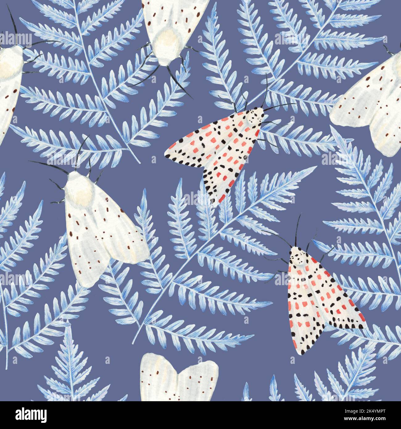 Handgezeichnetes nahtloses Muster mit Farnblättern und weißen niedlichen Motten. Detaillierte Aquarell-botanische Illustration. Stockfoto