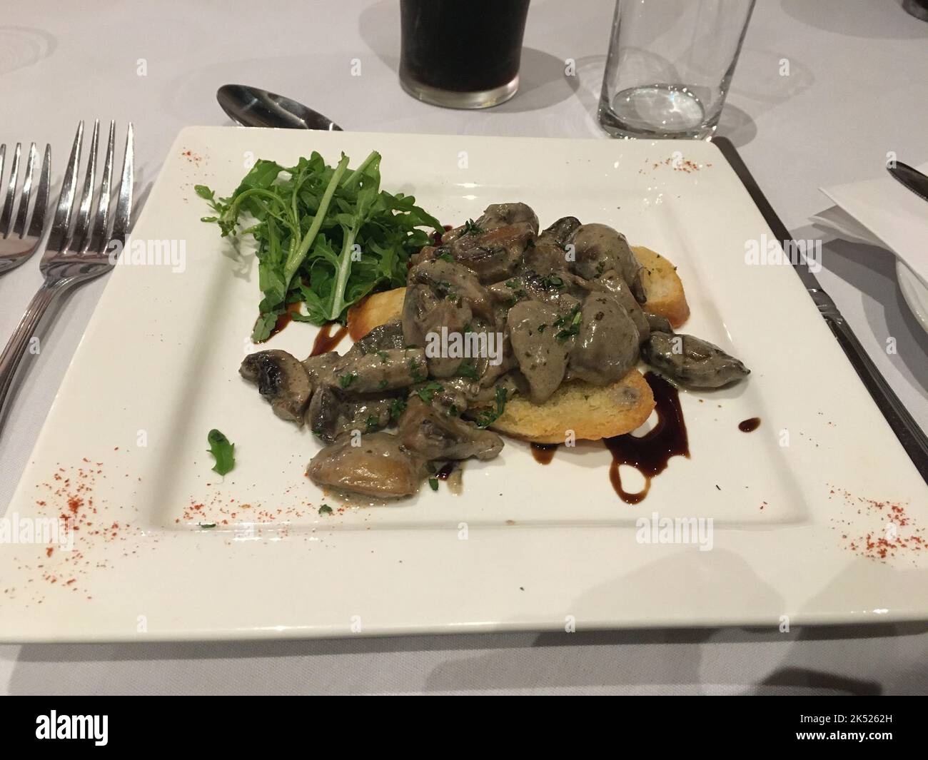 Typisch schottisches Essen, Pilze mit Kartoffeln Stockfoto