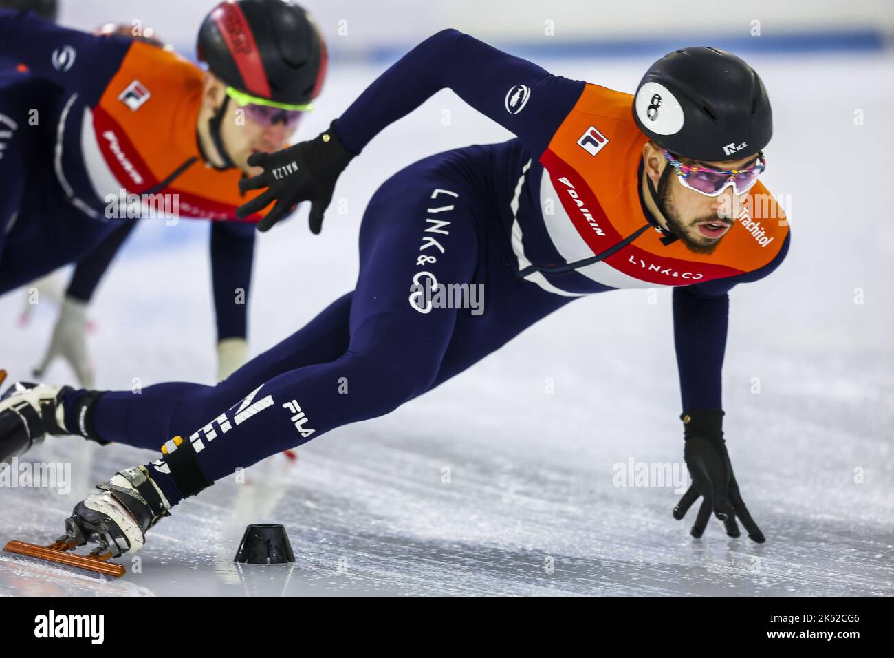 Heerenveen - 2022-10-05 16:10:38 Heerenveen - Short Track Speed Skater Dylan Hoogerwerf während einer Trainingseinheit in Thialf vor dem Dutch Open Short Track Speed Track, dem ersten internationalen Showdown dieser Saison. ANP VINCENT JANNINK niederlande Out - belgien Out Stockfoto