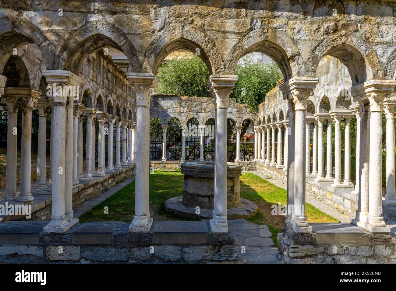 Das Kloster St. Andreas und die Pfarrkirche wurden vollständig abgerissen, um die städtische Umstrukturierung des Gebiets und den Bau des Bauwerks zu ermöglichen Stockfoto