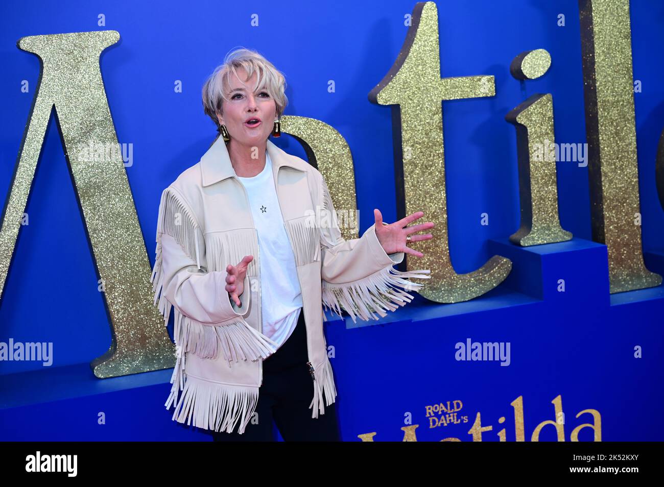 London, UK , 05/10/2022, Emma Thompson kommt zu den Darstellern und Filmemacher besuchen die Pressekonferenz des BFI London Film Festival für Roald Dahls Matilda The Musical, veröffentlicht von Sony Picters in Kinos in ganz Großbritannien und Irland vom 25.. November - 5.. Oktober 2022, London, UK. Stockfoto