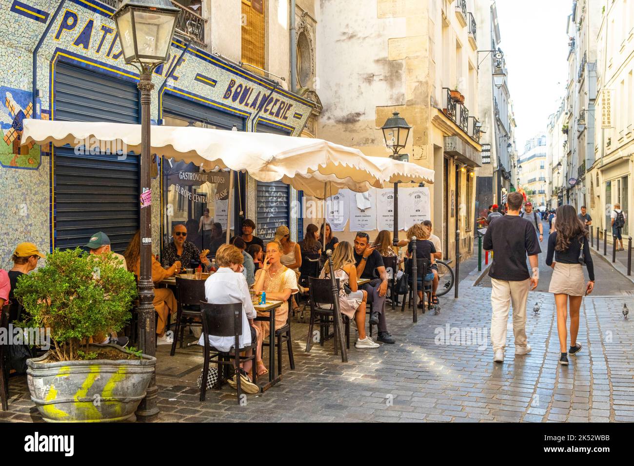 Frankreich, Paris, Marais-Viertel, rue des Rosiers Stockfoto