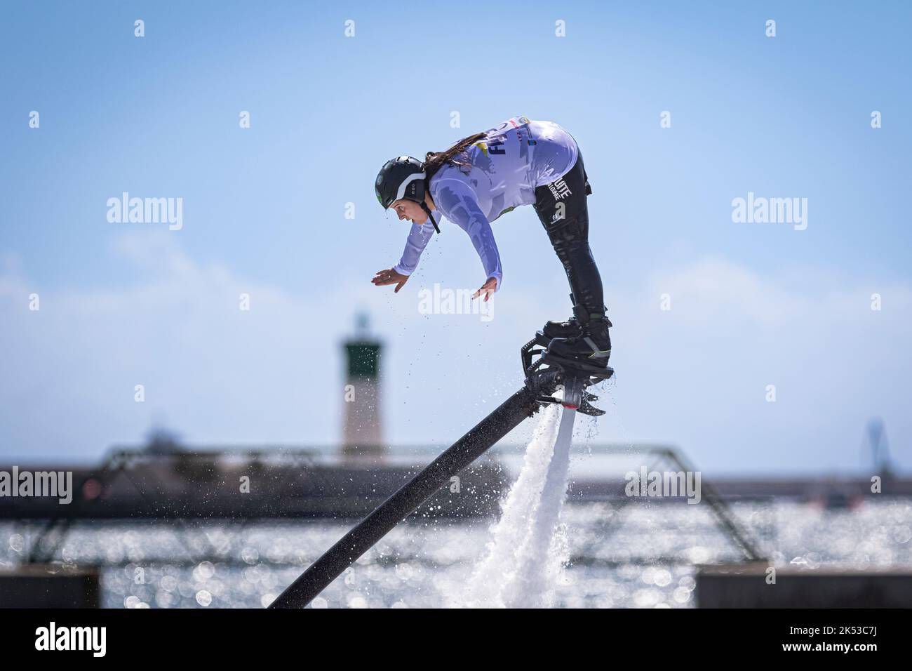 Cartagena, Spanien. 1. Oktober 2022. Flyboard bei den ersten Wasserspielen in Spanien ABEL F. ROS/Alamy Stock Stockfoto