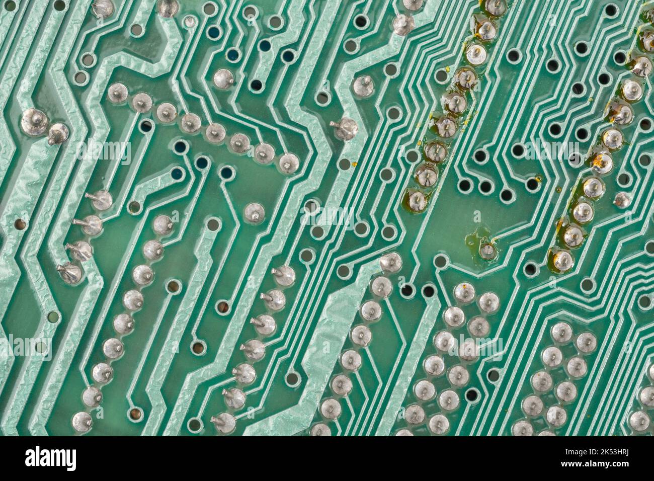 Grüne Platine des 1982 Sinclair ZX Spectrum [Ausgabe zwei 16k]. Für frühe Computer. Heimcomputer, beliebte Elektronik, britische Computer. Stockfoto