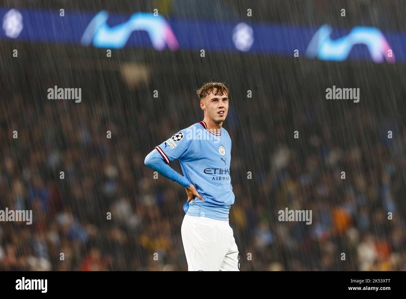 Manchester, Großbritannien. 05. Oktober 2022. Cole Palmer aus Manchester City während des UEFA Champions League Group G-Spiels zwischen Manchester City und dem FC Kopenhagen im Etihad Stadium am 5. 2022. Oktober in Manchester, England. (Foto von Daniel Chesterton/phcimages.com) Quelle: PHC Images/Alamy Live News Stockfoto