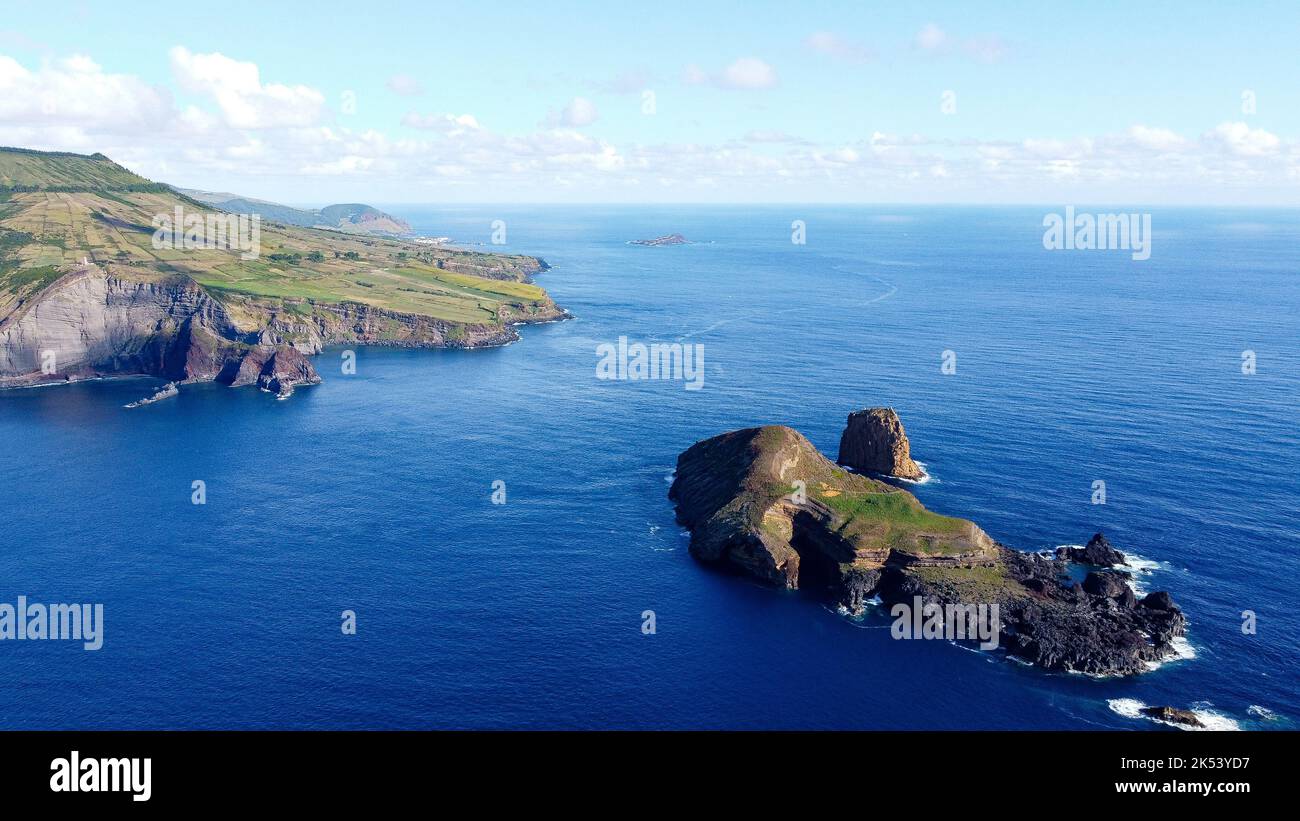 Insel Graciosa (Azoren, Portugal, Europa) aus der Höhe, Drohnenfoto Stockfoto