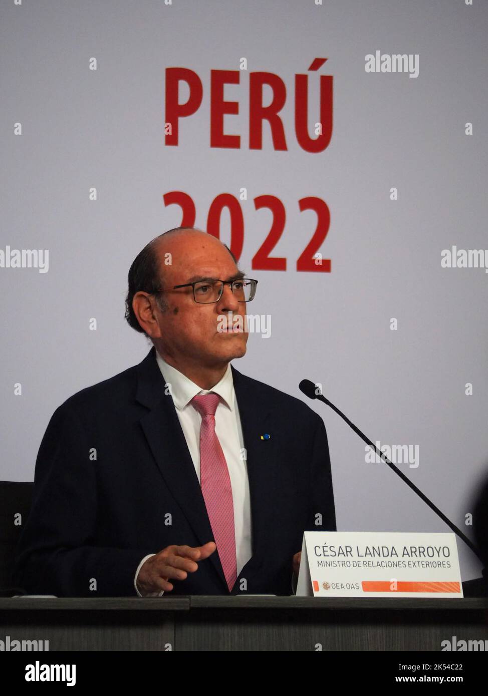 Cesar Landa, Außenminister von Peru, auf der 50.‐zweiten ordentlichen Sitzung der Generalversammlung der Organisation amerikanischer Staaten (OAS), die vom 5. Bis 7. Oktober 2022 im Lima Convention Center (LCC) in Lima, Peru, stattfindet. Stockfoto