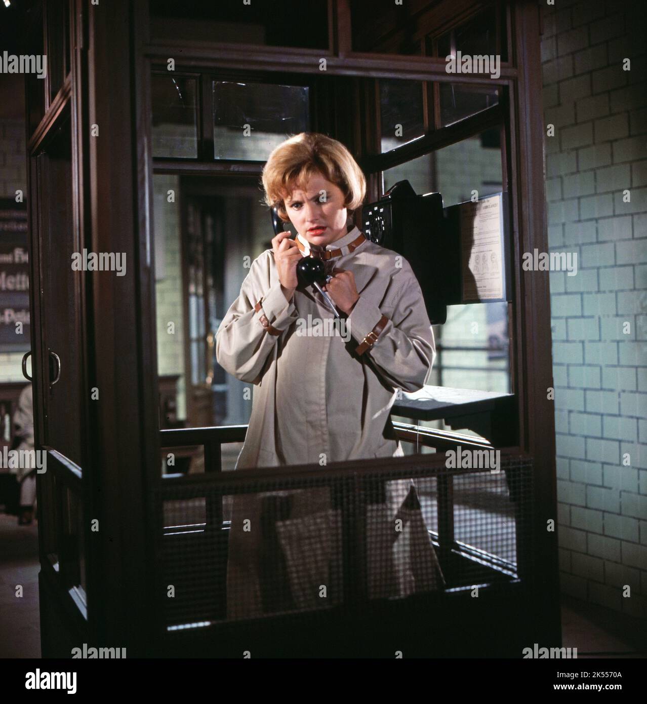 Bedure, falsch verbunden, Fernsehfilm, Deutschland 1962, Regie: Paul Verhoeven, Darsteller: Lis Verhoeven (?) Stockfoto