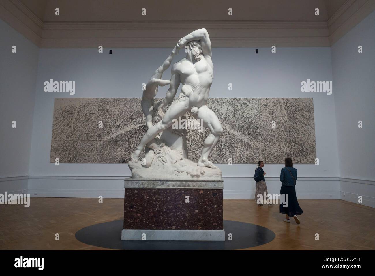 Galleria Nazionale Arte Moderna e Contemporanea - Nationale Galerie für moderne und zeitgenössische Kunst, Rom - Canova Statue Herkules und Lichas, 1795 Stockfoto