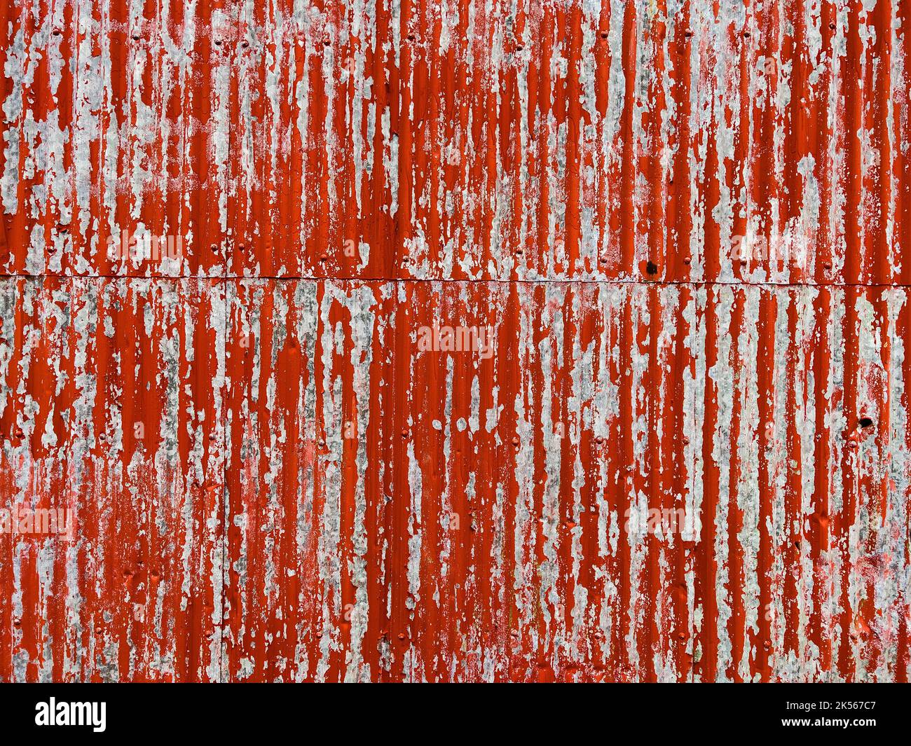Rostige alte rote Metallic-Wandstruktur - Stock Foto Stockfoto