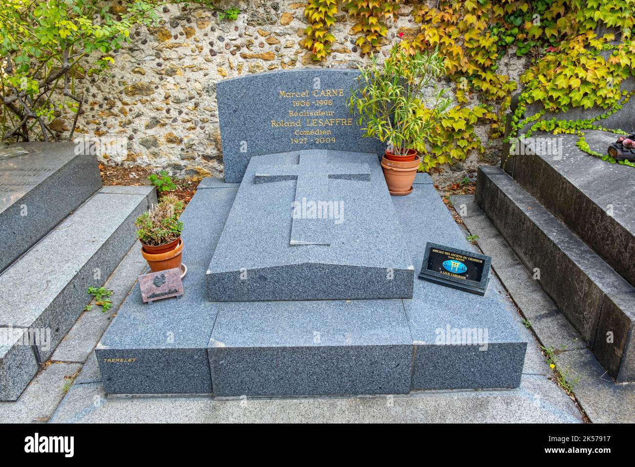 Frankreich, Paris, Montmartre, Friedhof Saint-Vincent, Grab von Marcel Carné Stockfoto