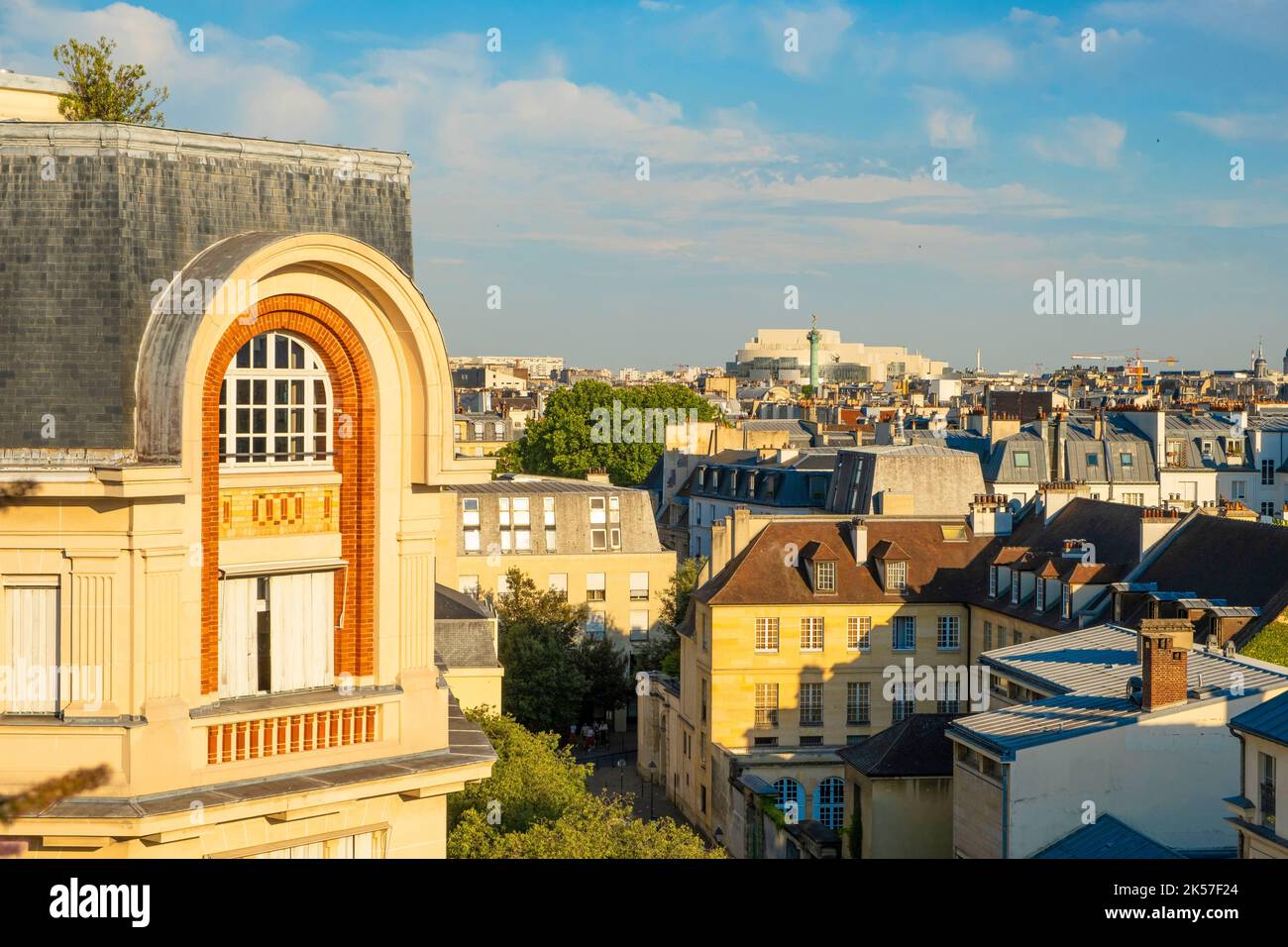 Frankreich, Paris, die Dächer von Paris und die Oper Bastille Stockfoto