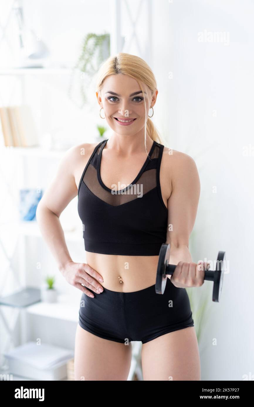 Bodybuilding Fitness-Studio weibliche Trainer Heimfitness Stockfoto