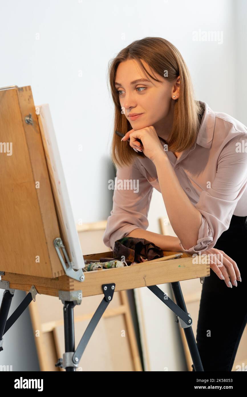 Kreative Inspiration Malerei Kunst nachdenkliche Künstler Stockfoto