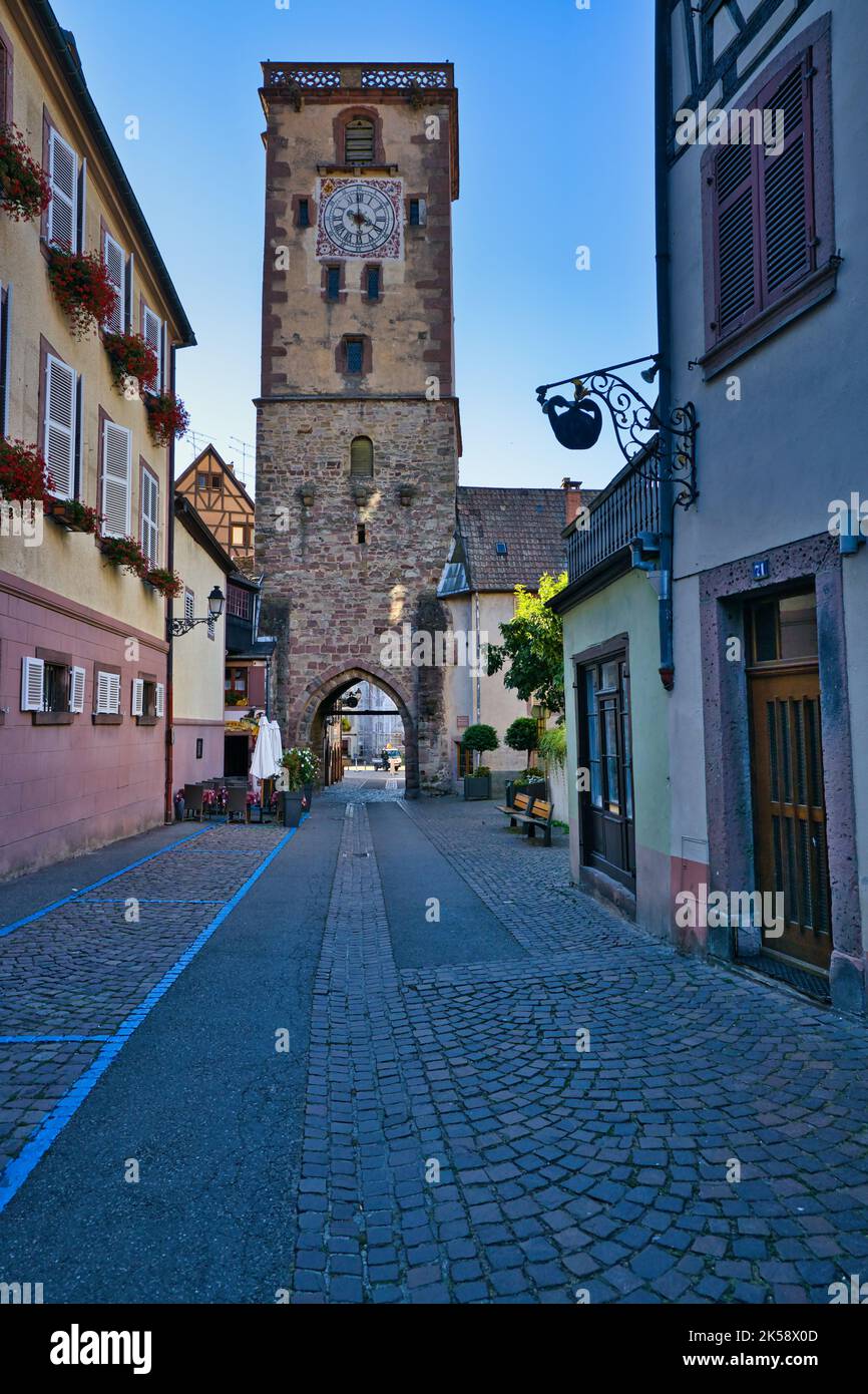 Gegenüber der Hauptstraße Stockfoto