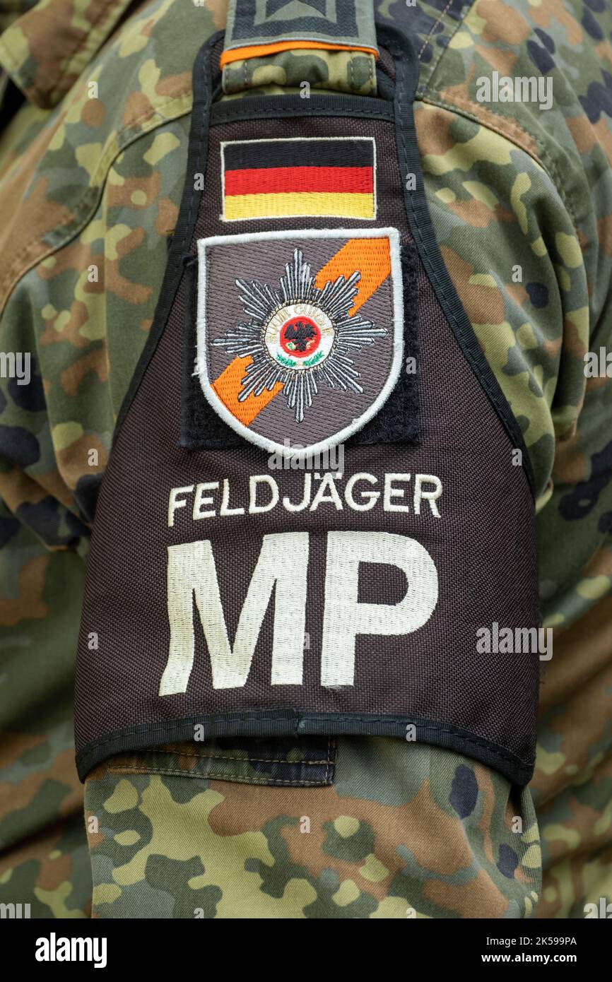 25.06.2022, Deutschland, NRW, Nordrhein-Westfalen, Warendorf - Feldjaeger am Tag der Bundeswehr. 00A220625D466CAROEX.JPG [MODELLVERSION Stockfoto