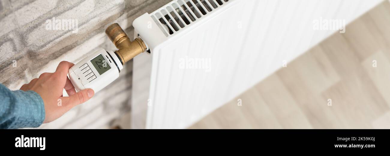 Heizkörper-Thermostat-Ventil Für Zuhause. Temperaturregelung Für Das Haus Stockfoto