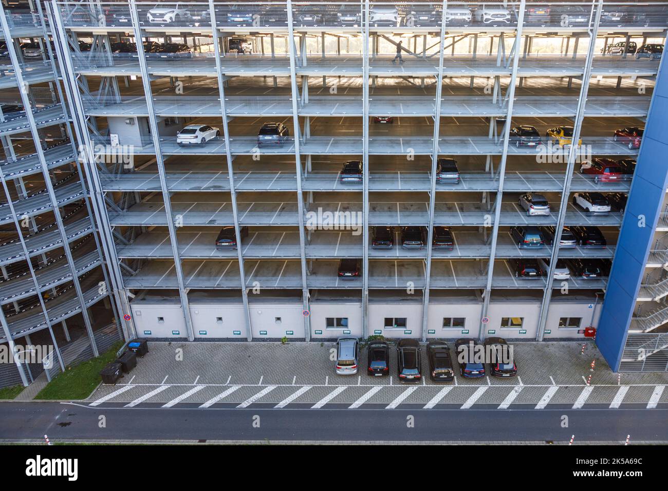 Düsseldorf Parken Flughafen Parkhaus First Class Parken