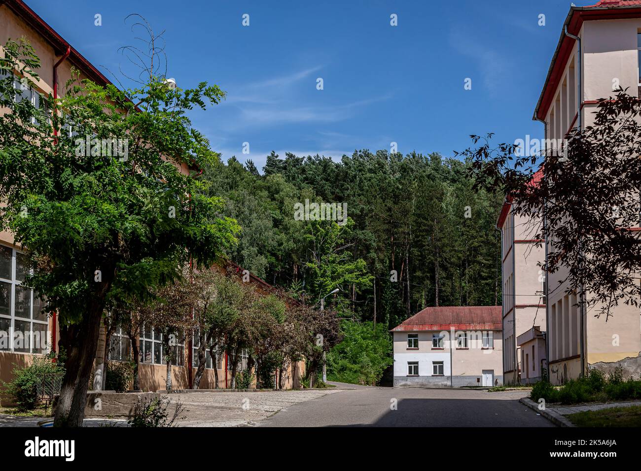 Gebäude des Studentencampus in Petrosani Stockfoto