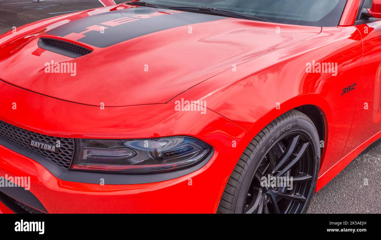 ROYAL OAK, MI/USA - 18. AUGUST 2016: Nahaufnahme eines Dodge Charger Hemi-Daytonas aus dem Jahr 2017, Woodward Dream Cruise. Stockfoto