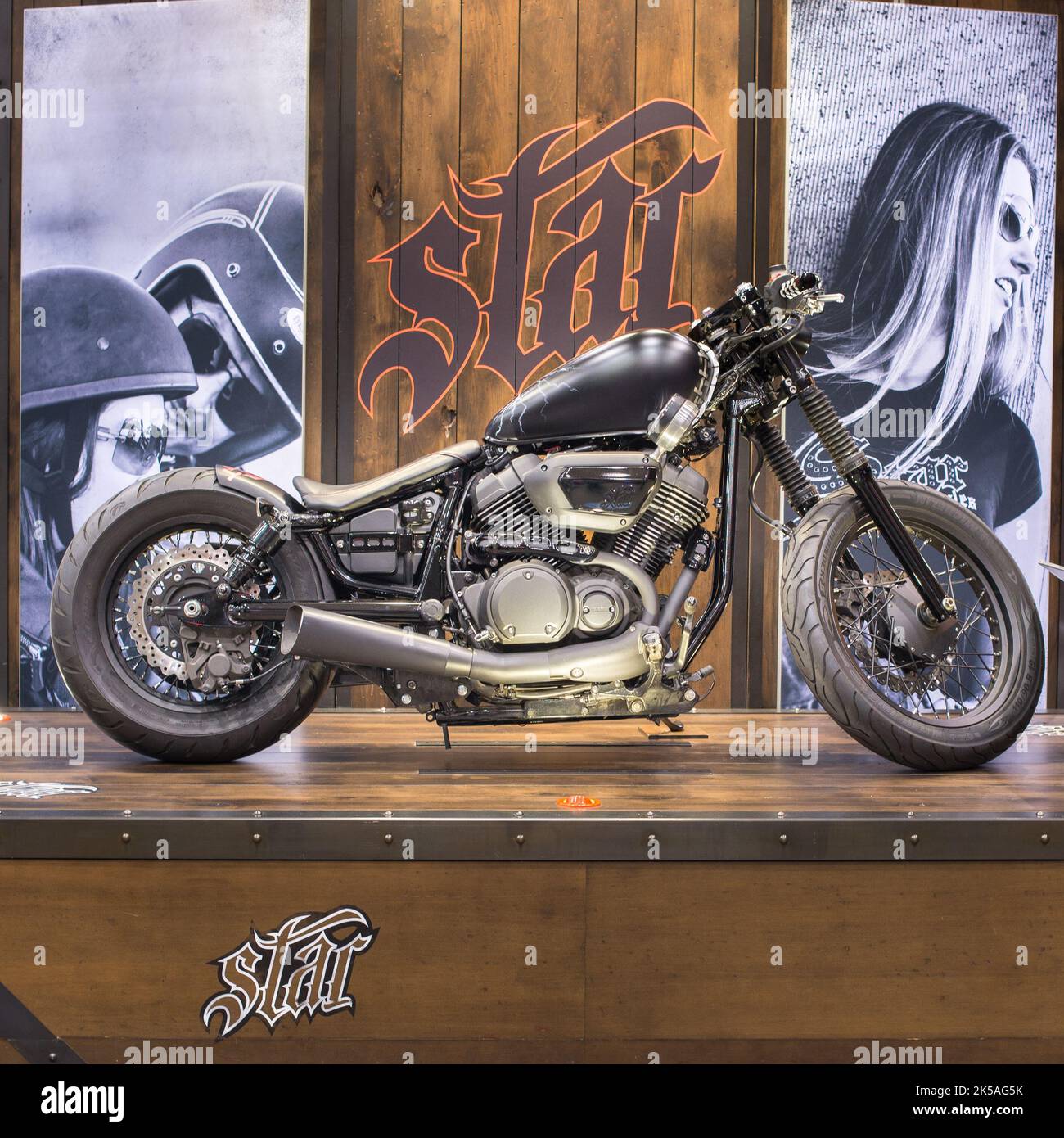 Cleveland, OH, USA - 29. Januar 2016: Ein Custom Star Bolt Motorrad von Glen Burnie Motorsports, Progressive International Motorcycle Show. Stockfoto