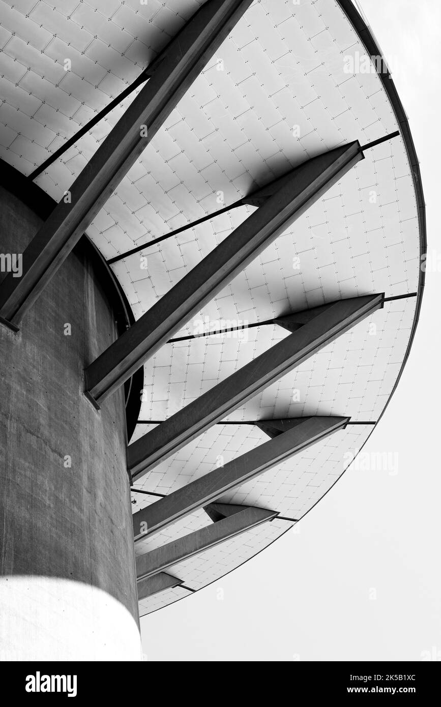 Eine Aufnahme einer modernen Spiralarchitektur in den Portland Towers in Kopenhagen, Dänemark Stockfoto