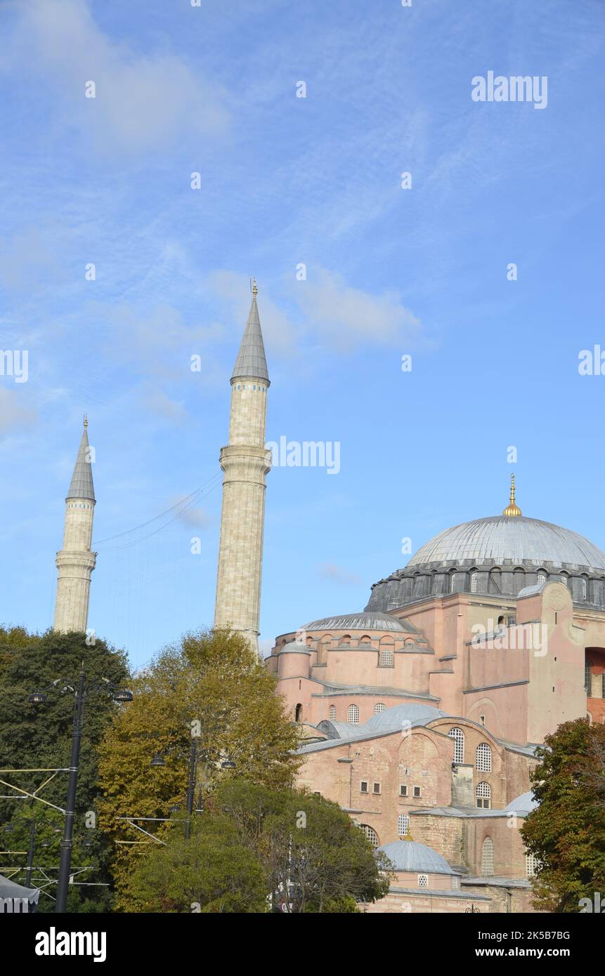 Die Hagia Sophia Moschee im Sultanahmet Park. Istanbul, Türkei. Stockfoto