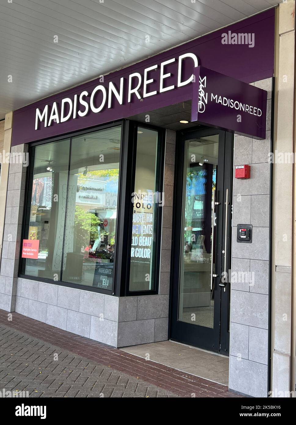 Madison Reed Haarfarbe Bar im Old Orchard Shopping Center in Skokie, Illinois. Stockfoto