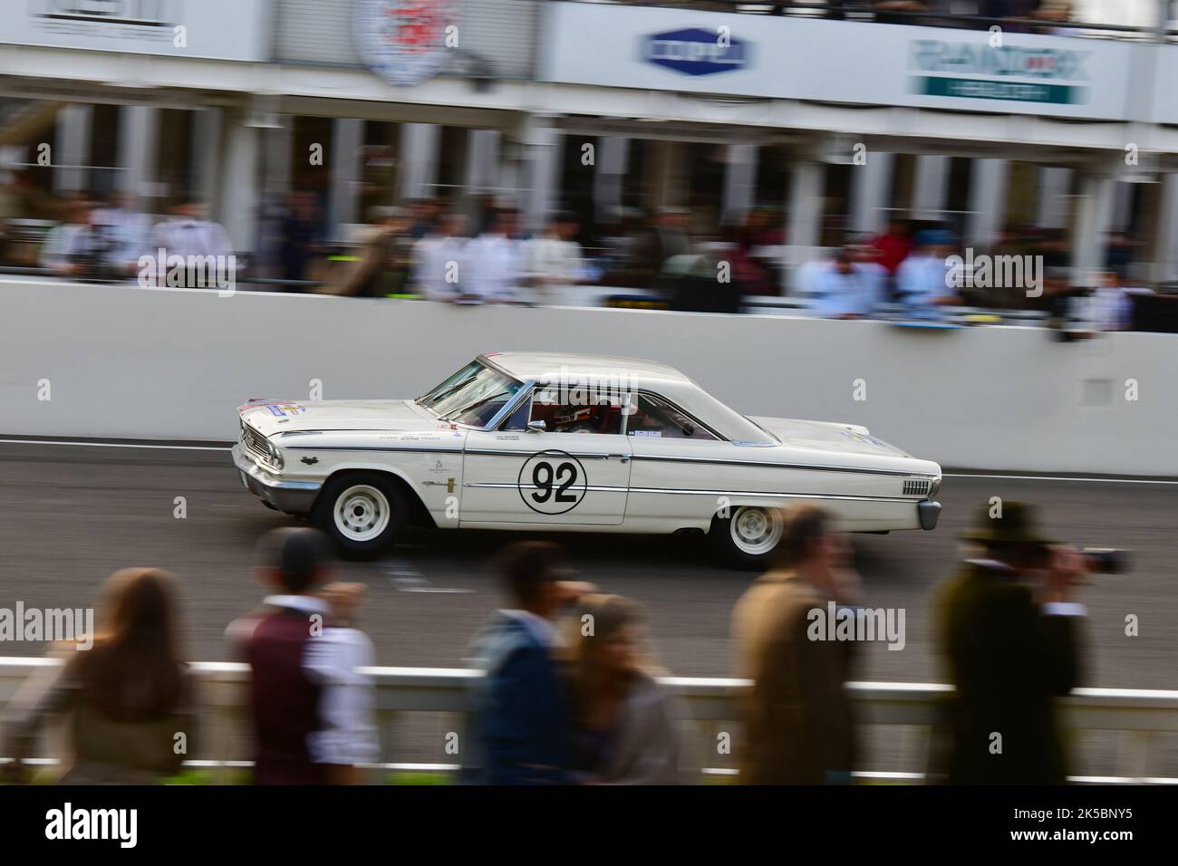 Romain Dumas, Bill Shepherd, Ford Galaxie 500, St. Mary’s Trophy Race, zwei Qualifikationssitzungen, gefolgt von zwei 25-minütigen Rennen, wobei der Sieger ein agg war Stockfoto