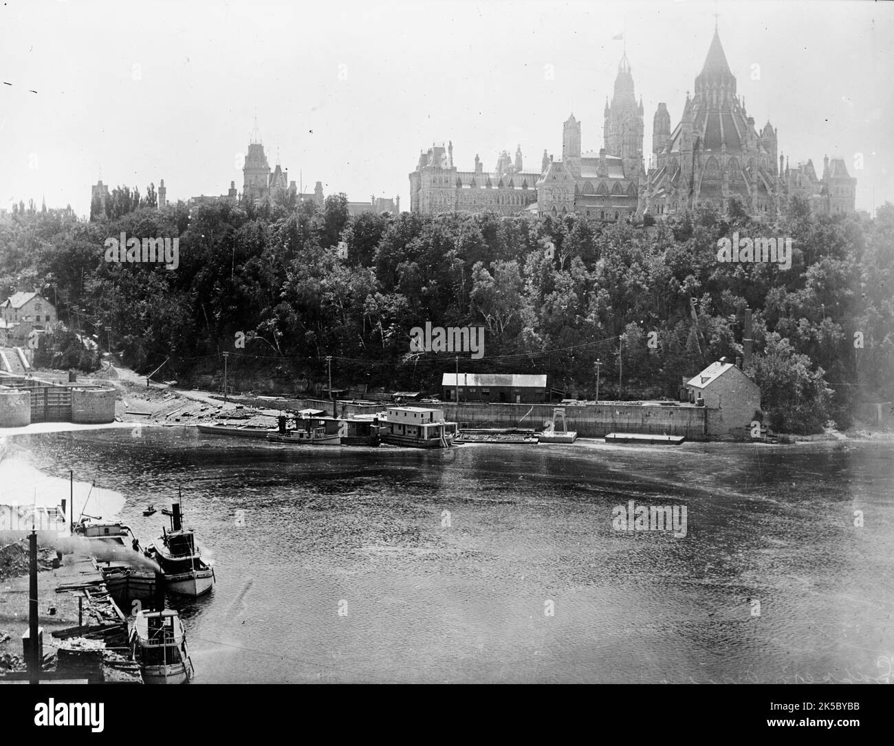 Dominion Of Canada, Parlamentsgebäude Und Lappers Bridge, 1914. Parliament Hill, Ottawa. Stockfoto