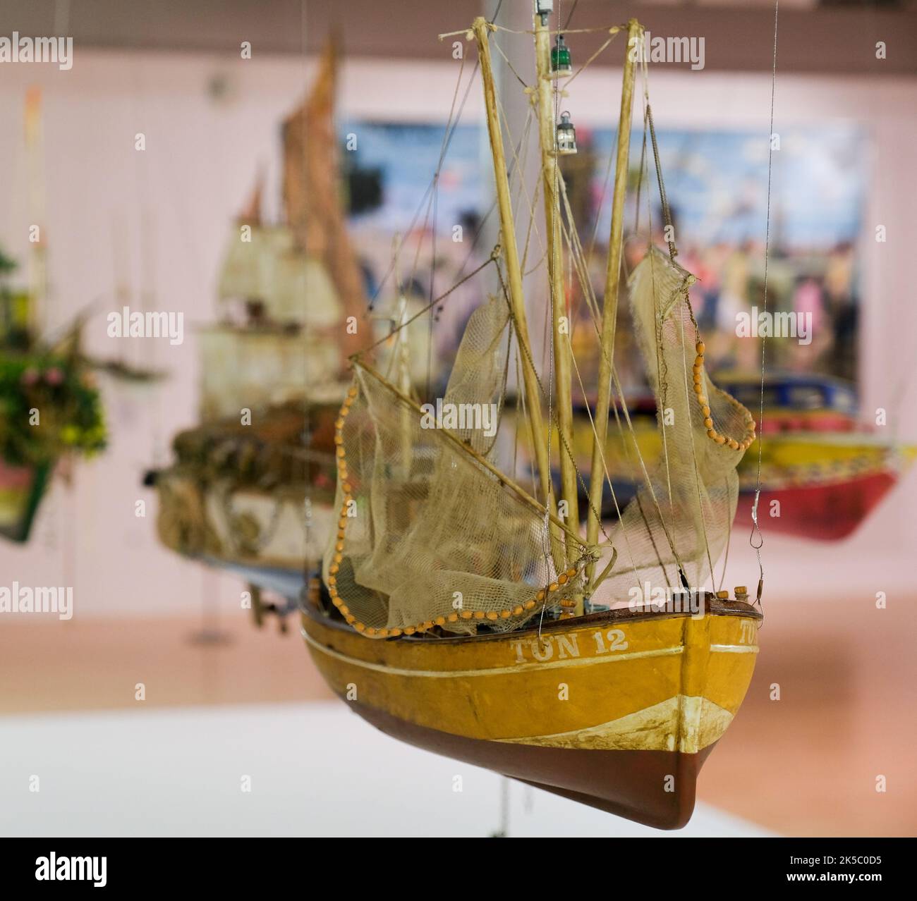 Ein Modell-Segelboot, Teil einer Ausstellung im Museum of Liverpool. Stockfoto Ein Modell-Segelboot, Teil einer Ausstellung im Museum of Liverpool. Stockfoto