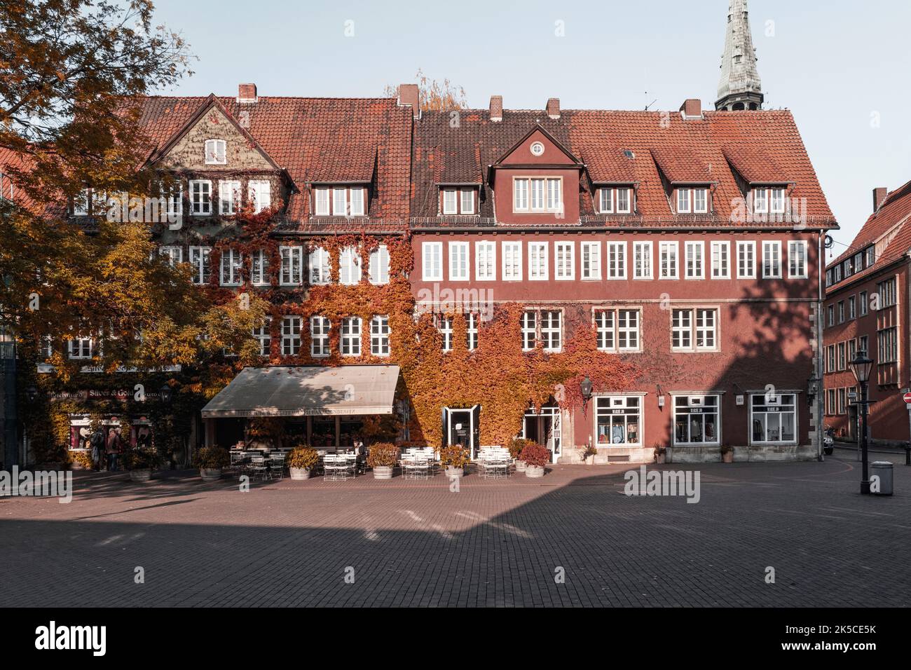 Ballhofplatz in der Altstadt von Hannover im Herbst Stockfoto