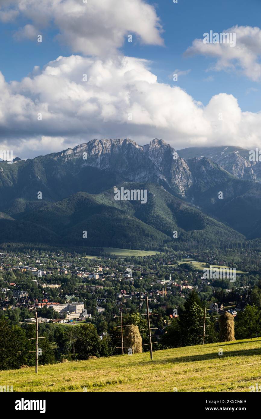 Europa, Polen, Kleinpolen, Tatra, Giewont, Blick vom Dorf Zab Stockfoto