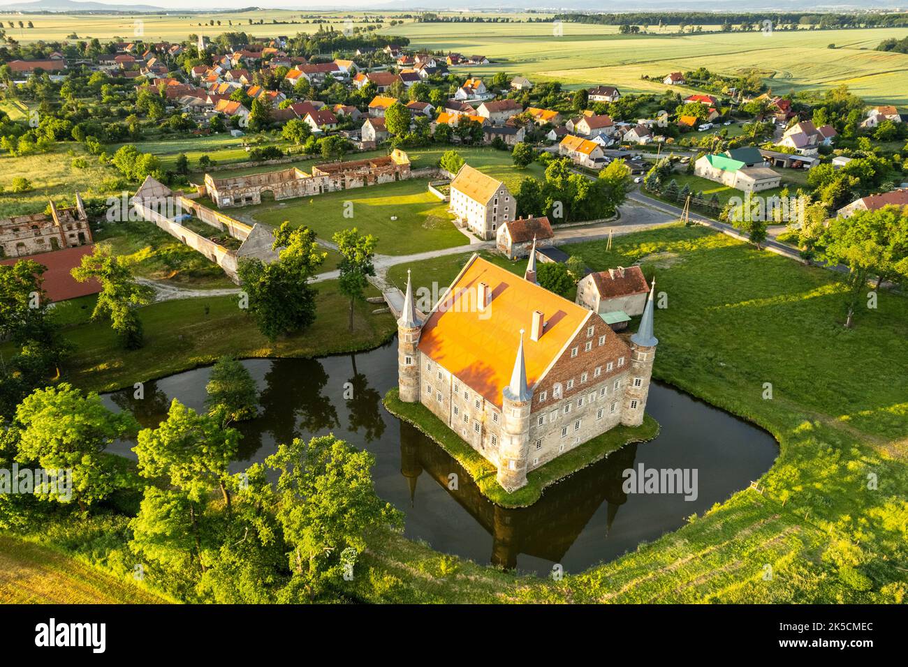 Europa, Polen, Niederschlesien, Zamek Piotrowice Swidnickie, Schloss Peterwitz Stockfoto