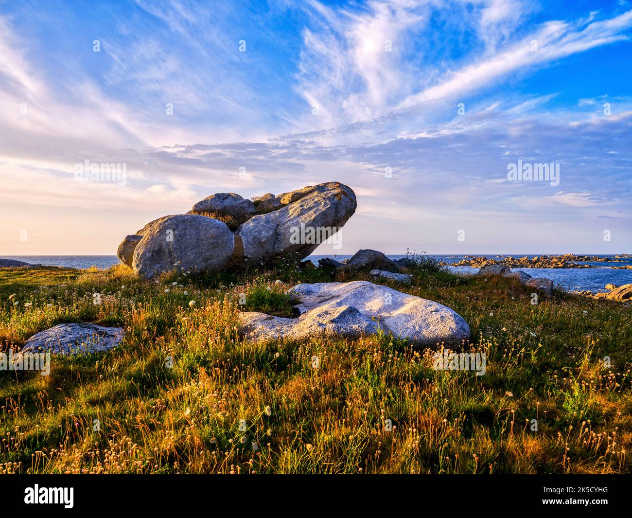 An der Atlantikküste bei Plouescat, Bretagne, Frankreich Stockfoto
