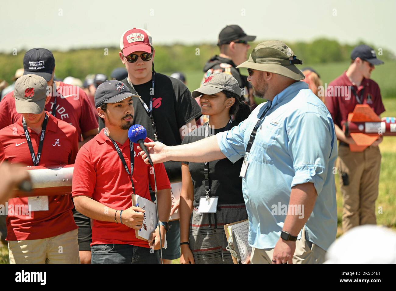 Highschool- und Collegeteams kehren nach zwei Jahren virtueller Veranstaltungen zu Bragg Farms in Toney, Alabama zurück, um am 23. April beim Student Launch Rocketry Competition der NASA teilzunehmen. Stockfoto