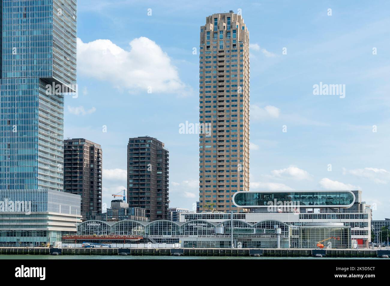 Niederlande, Rotterdam, Kreuzfahrtterminal Stockfoto