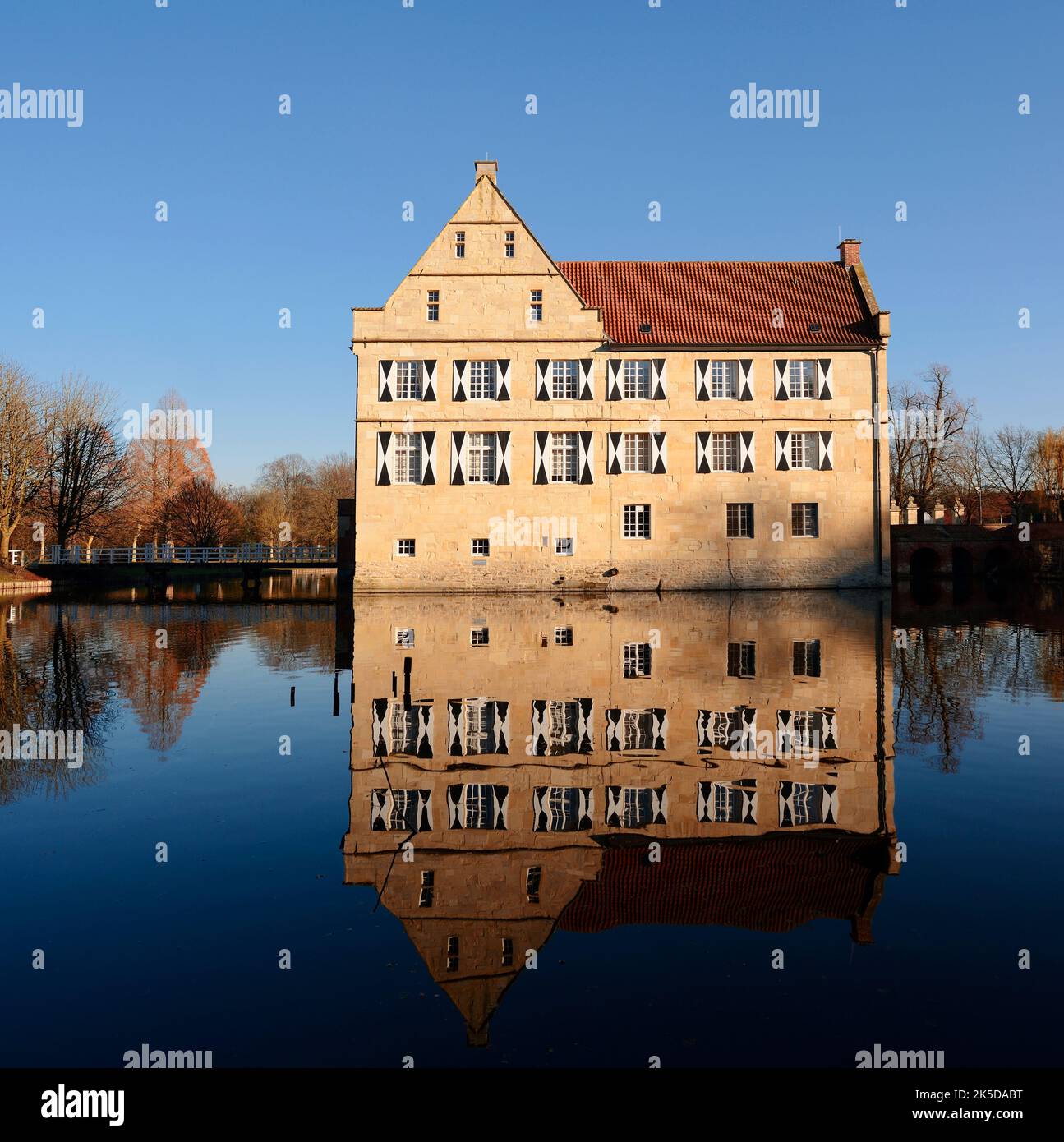 Schloss Hülshoff, Geburtsort der Dichterin Annette von Droste-Hülshoff, Havixbeck, Münsterland, Nordrhein-Westfalen, Deutschland Stockfoto