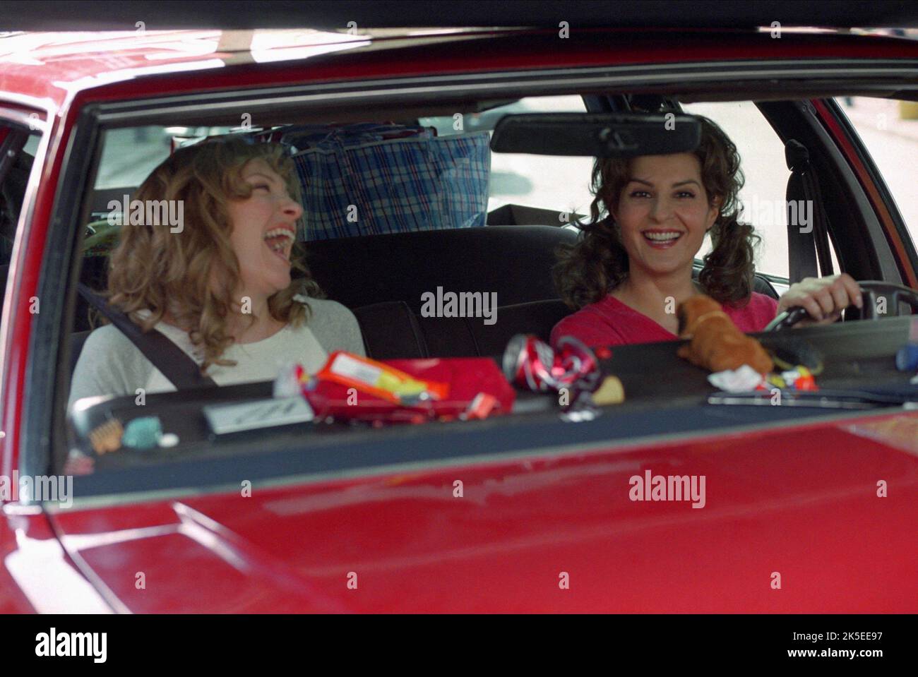 COLLETTE, VARDALOS, Connie und Carla, 2004 Stockfoto