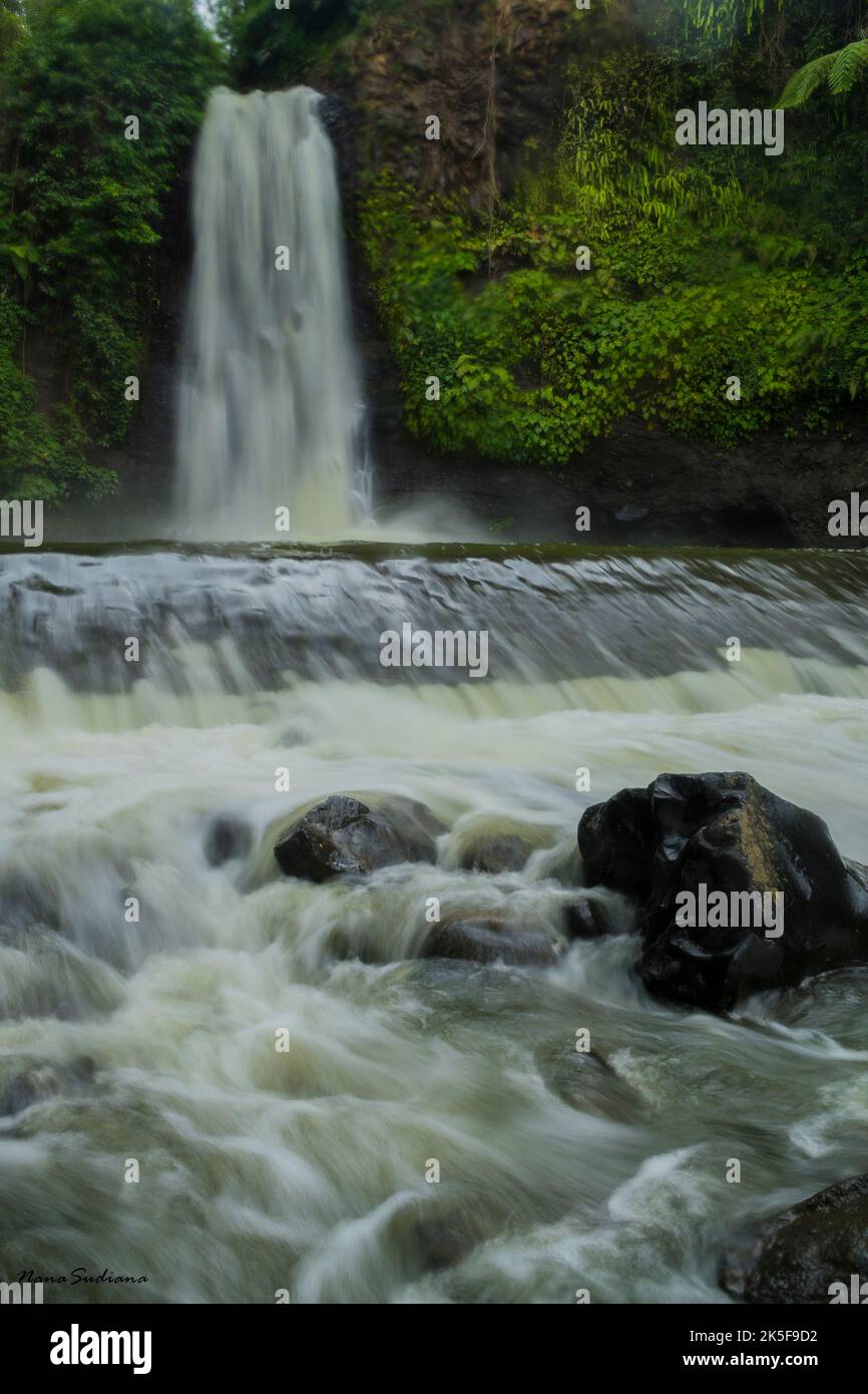 Landschaftswasserfall Stockfoto