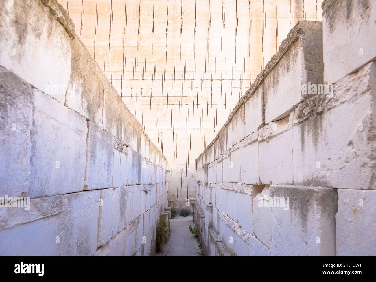 Labyrinthperspektive für das Konzept von Klaustrophobie und klaustrophobischen Menschen Stockfoto