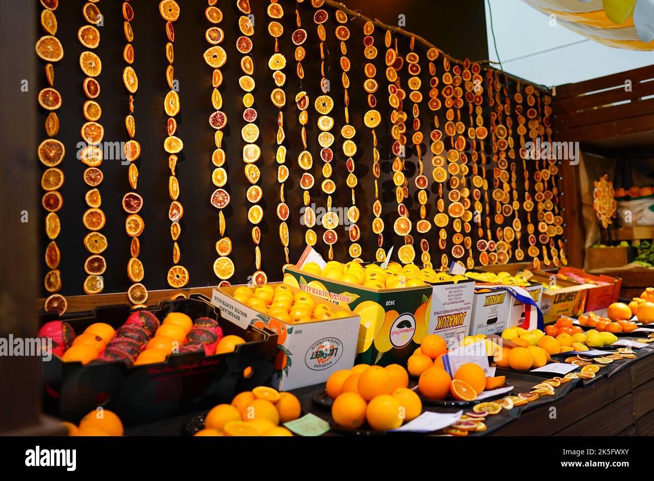 Getrocknete Orangendekoration im Adelaide Showground, Südaustralien Stockfoto