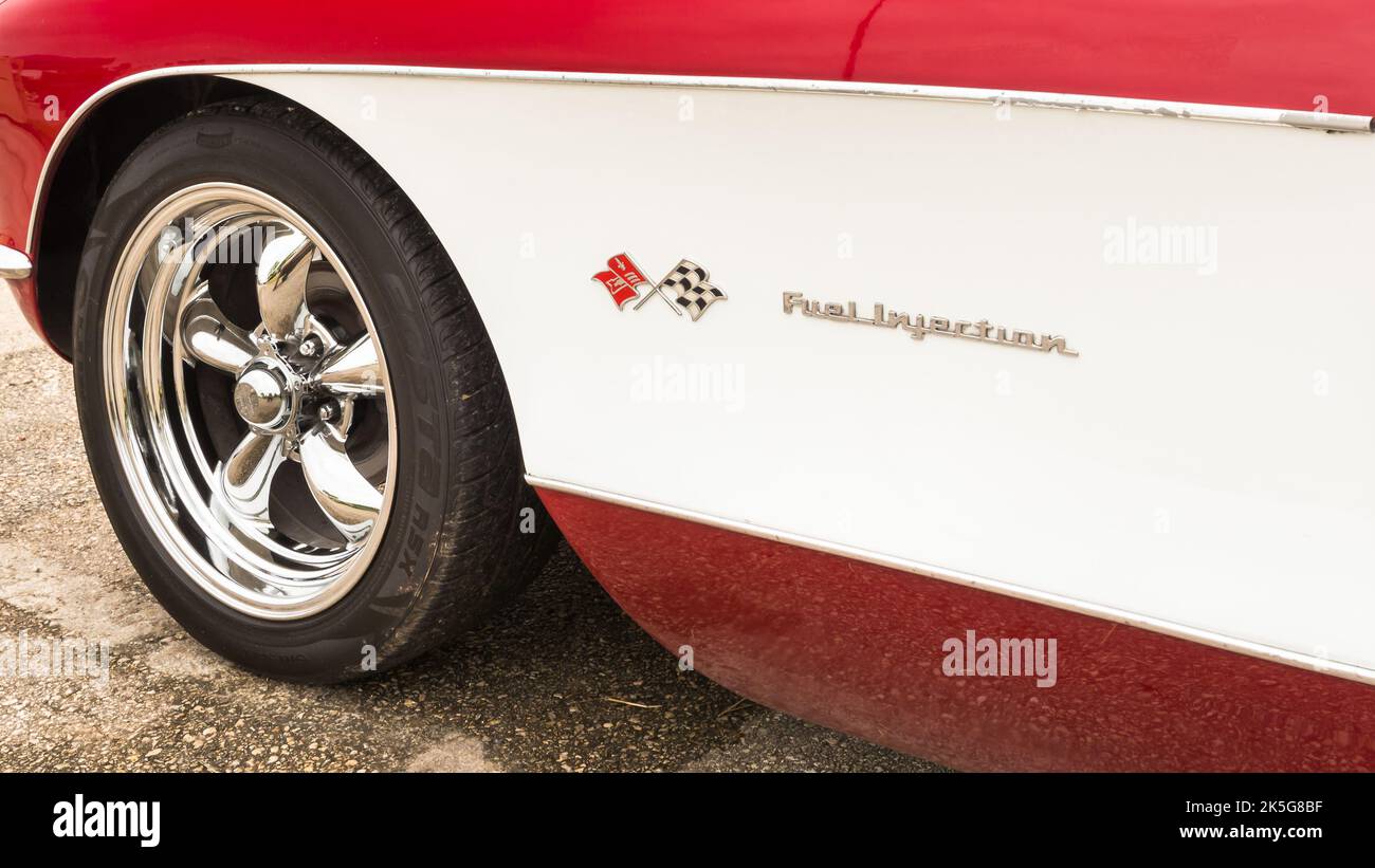 AUSTIN, TX/USA - 17. April 2015: Ein Chevrolet Corvette 1957, Lonestar Round Up Car Show. Stockfoto