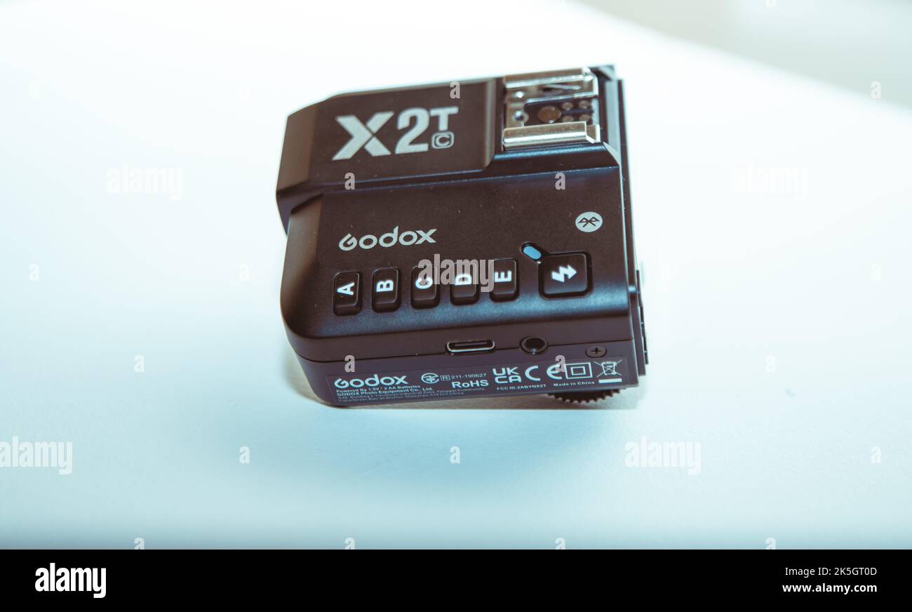 Godox X1T-C Trigger auf weißem Hintergrund, Jerewan, Armenien - 2022. Oktober 08 Stockfoto