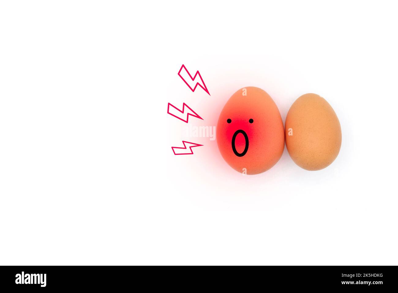 Konzept der rechtsseitigen Skrotalschwellung oder Hodenschmerzen. Mit Textbereich. Isoliert auf Weiß. Stockfoto