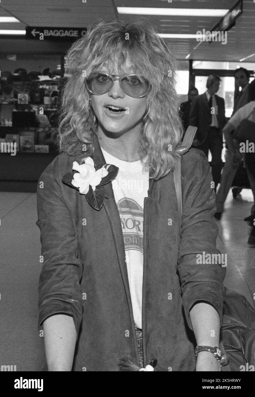 Goldie Hawn am Flughafen Los Angeles im Februar 1982 Quelle: Ralph Dominguez/MediaPunch Stockfoto