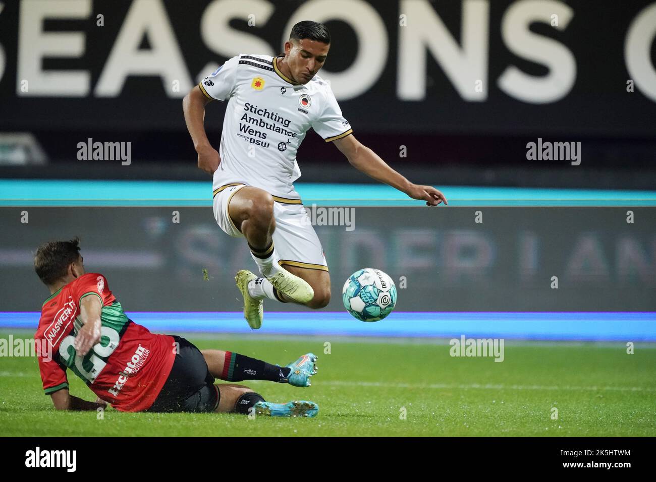 Van Rooij NIJMEGEN - (lr) tBart van Rooij von NEC Nijmegen, Couhaib Driouech oder ...